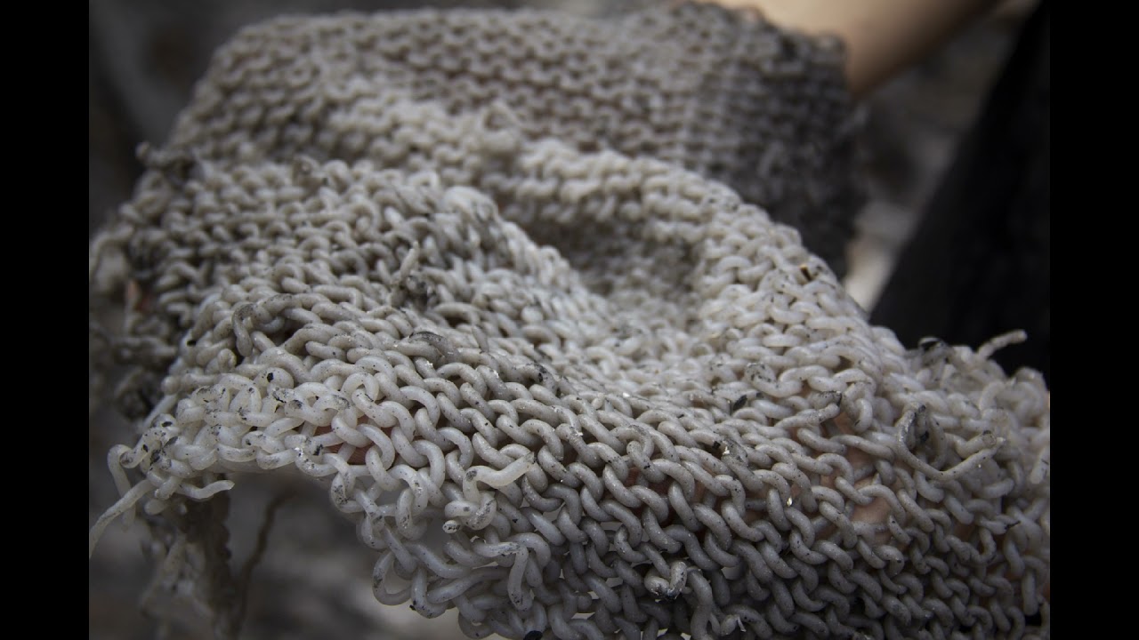 Knitted “?????????” – memory