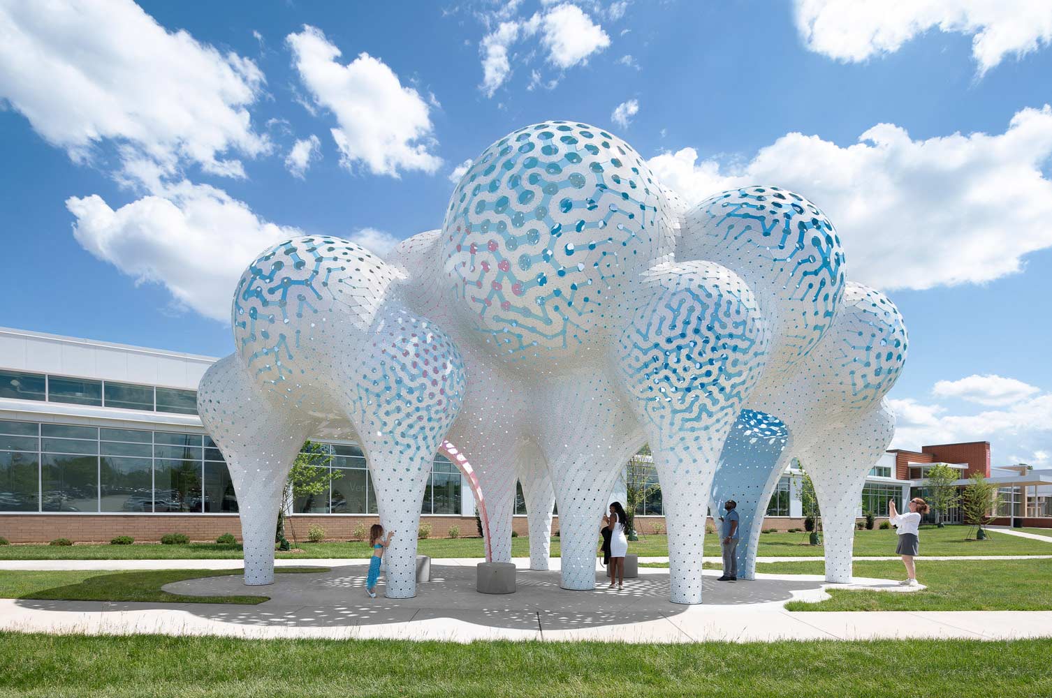 Louis Vuitton hosts MARC FORNES / THEVERYMANY's Pavilion Nomad