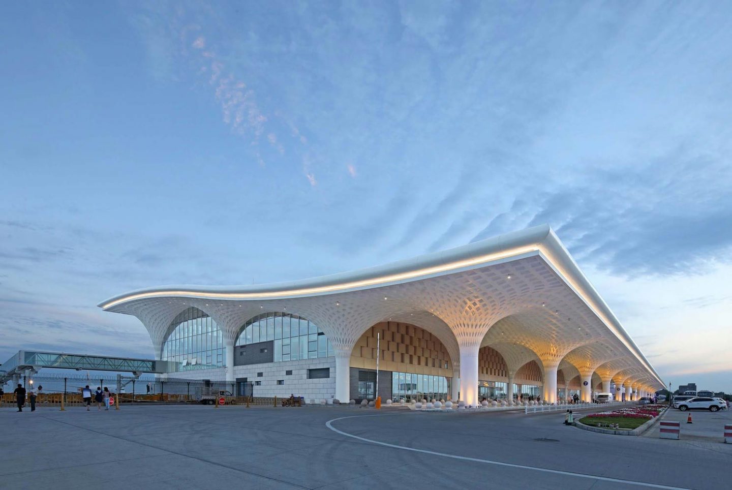 Hulunbuir Hailar Airport by United Design U10 Atelier