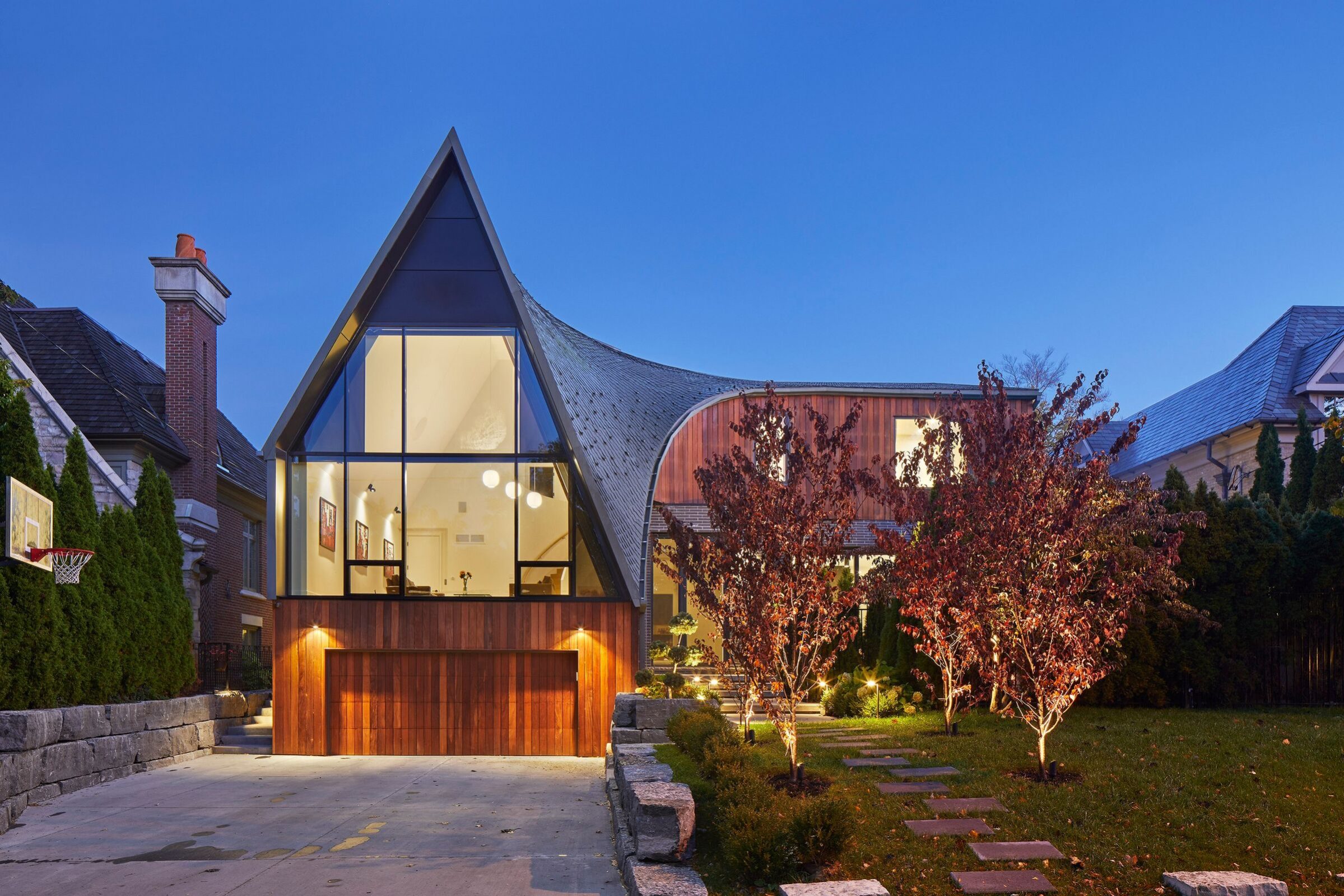 Bezier Curve House in Toronto, Canada by BORTOLOTTO