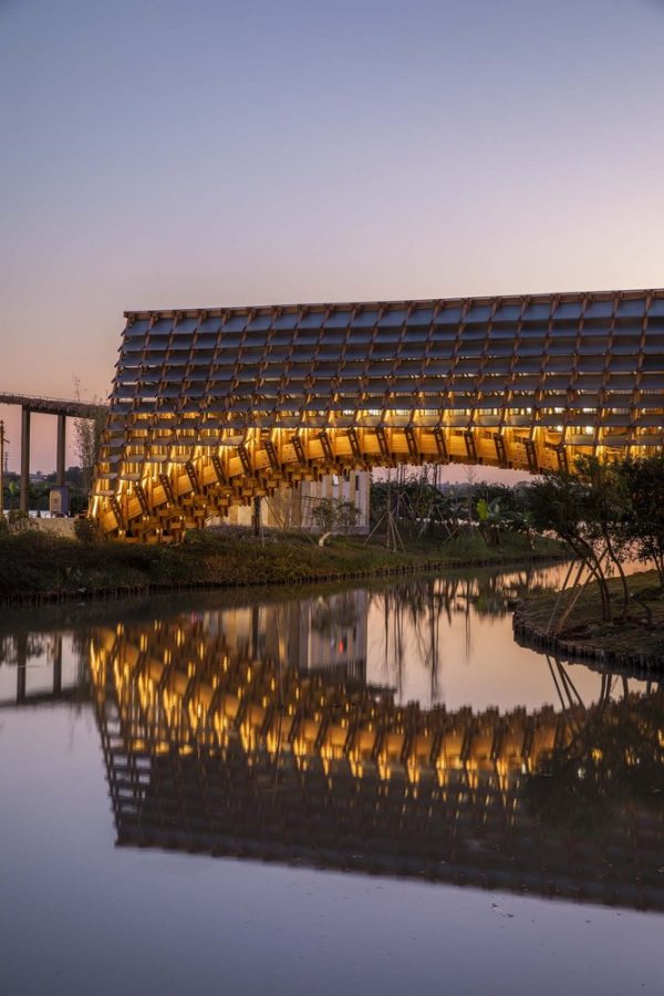 Timber Bridge in Gulou Waterfront By LUO Studio - Parametric Architecture