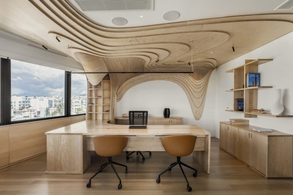 Organic forms and clean lines: Office Renovation by Tenon Architecture
