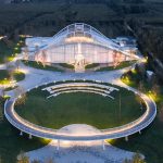 Instant Peak: An experience center by Wutopia Lab