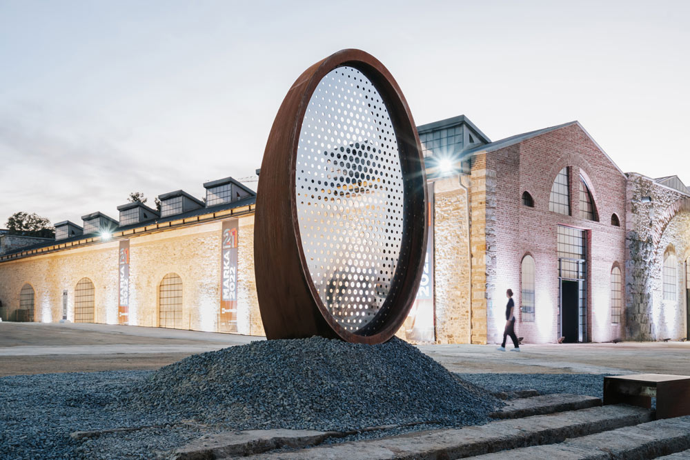 The portal by Melike Altınısık Architects