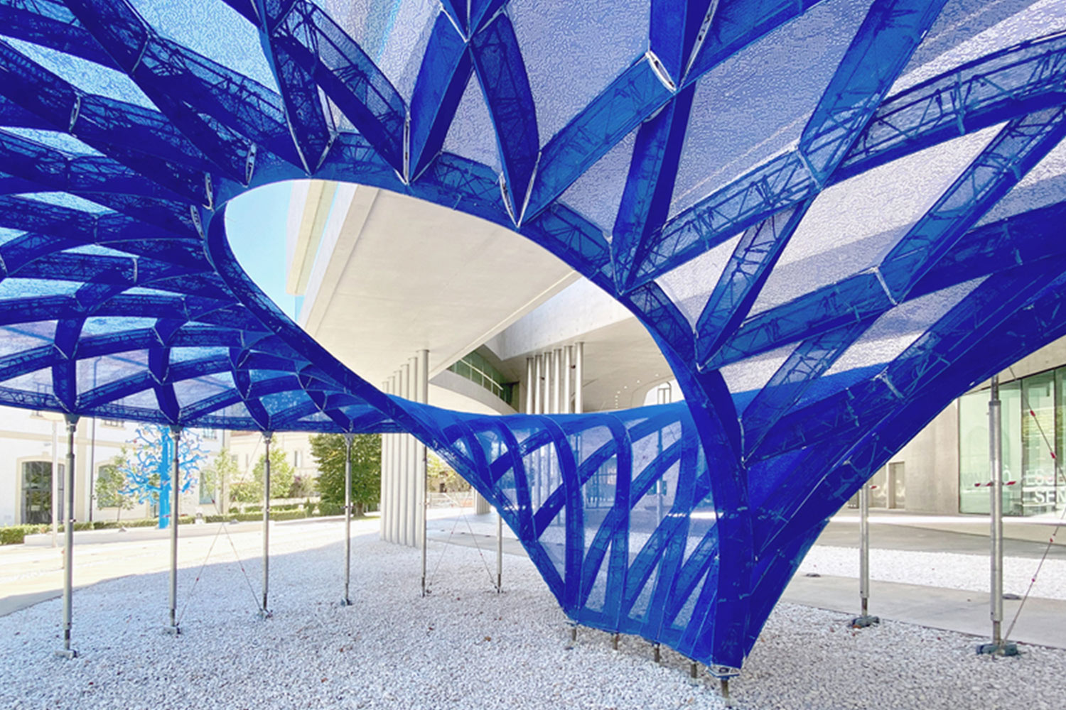 KnitNervi - An actively bent, knitted formwork for ribbed concrete shells - Parametric Architecture