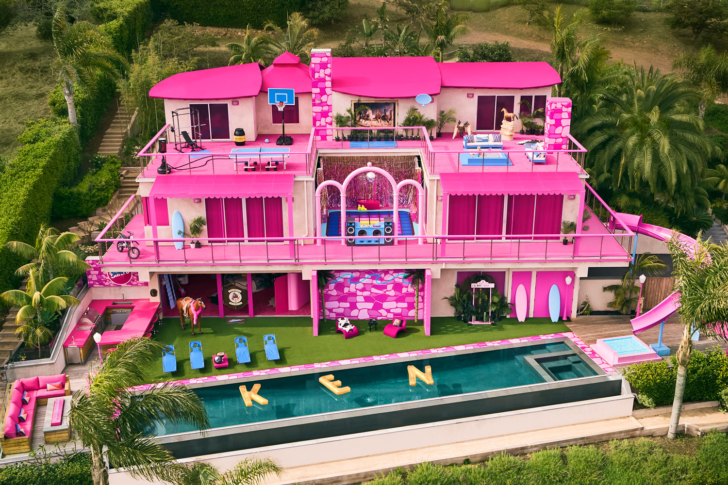 6 Design Lessons From 6 Decades of Barbie Dreamhouses