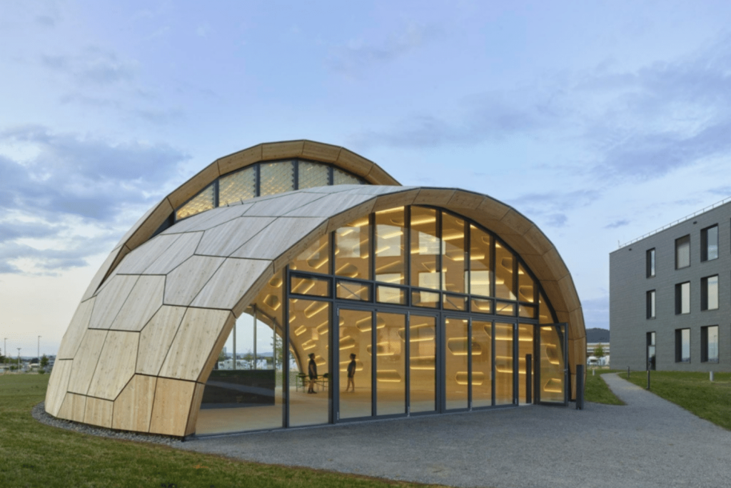 MARC FORNES / THEVERYMANY creates cloud-like pavilion in Charlotte