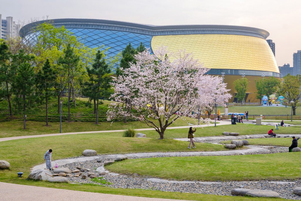Archi-Tectonics designed the cong-inspired Hybrid Stadium for Hangzhou Asian Games