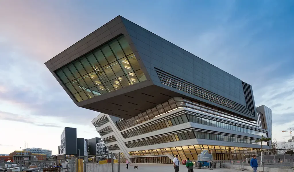 01. Introduction Library Learning Center Vienna Photographer Unknown © zaha hadid.com