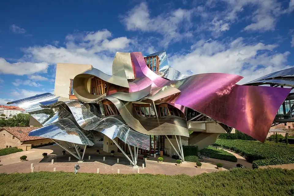 Frank Gehry s Digital Blueprint Revolutionising Architecture 1