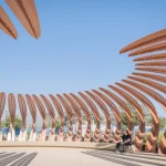 Leaves by gt2P Inspires Reflection Through Sculptural Shade