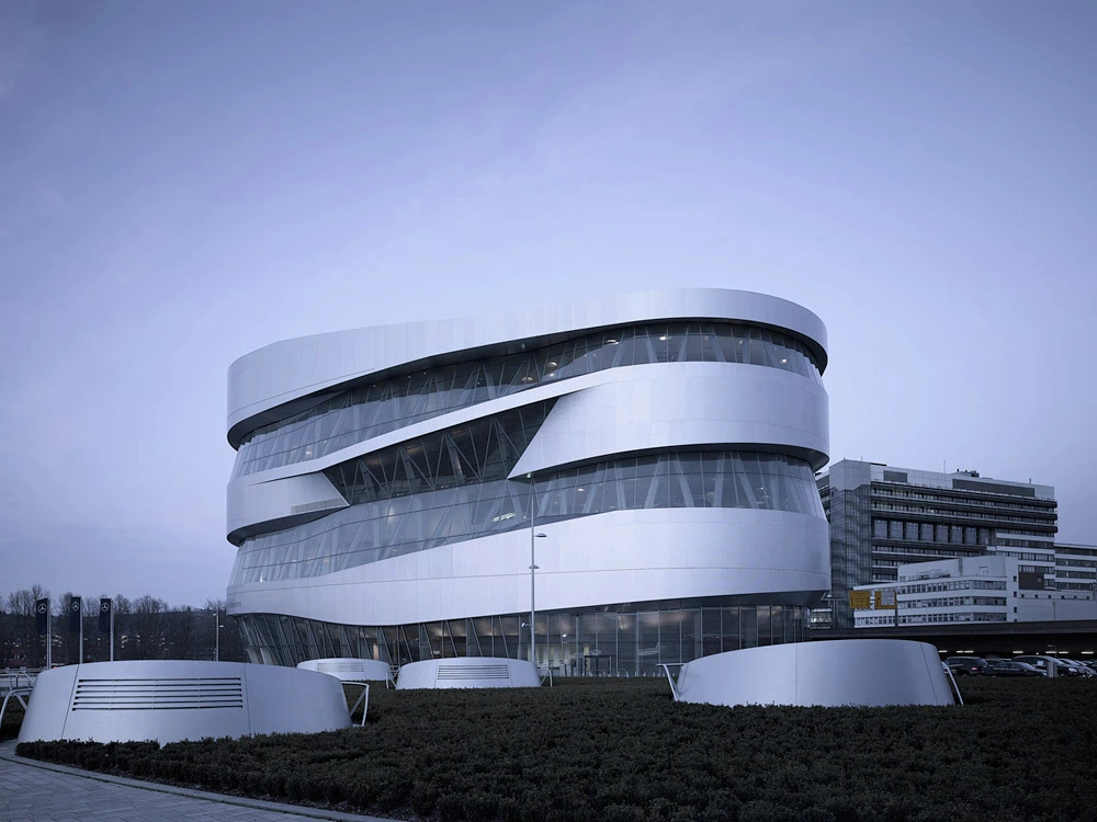 Mercedes Benz Museum© Michael Schnell