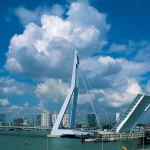 Erasmus Bridge ©Christian Richters