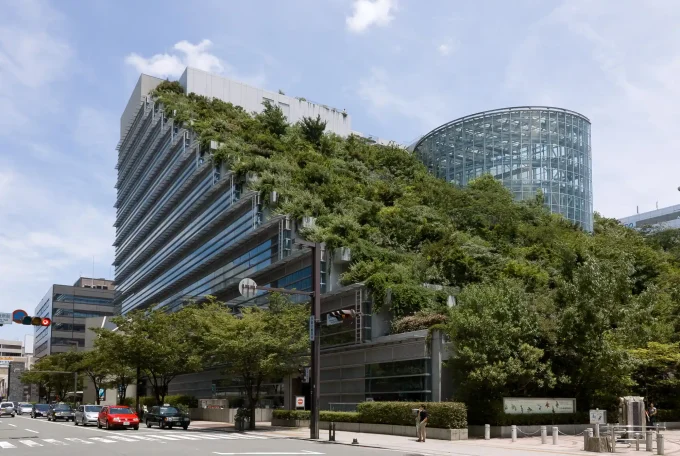 Using Mockups for Sustainable Architecture