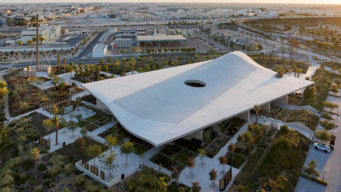 DS+R designs Al-Mujadilah Center and Mosque for Women in Qatar