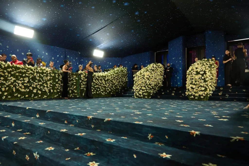 Inside the Met Gala: 10 Iconic Interior Decor Installations 4 Met Gala: 10 Iconic Interior Decor Installations