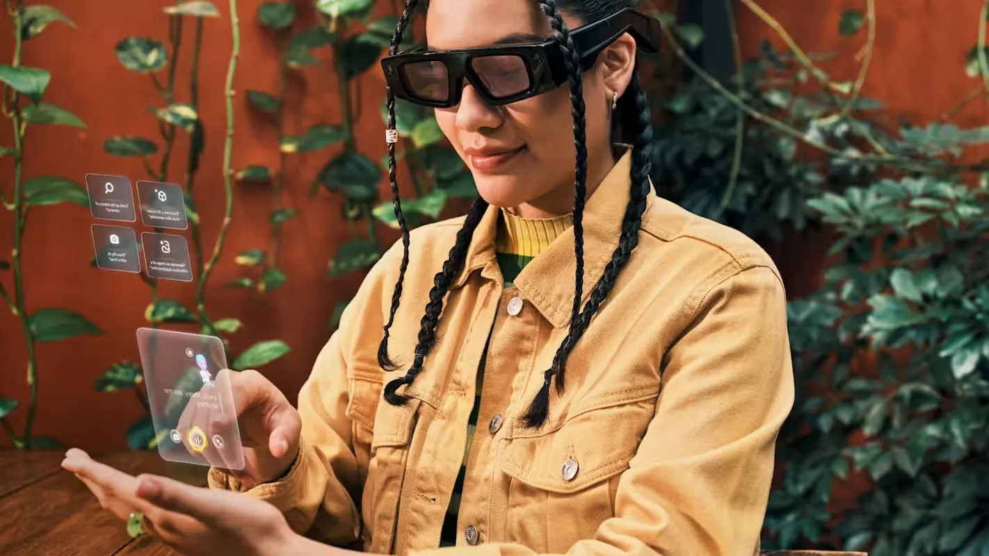 Snap’s New Spectacles: Smart AR Glasses That Read With You 7 Snap’s New Spectacles: Smart AR Glasses That Read With You