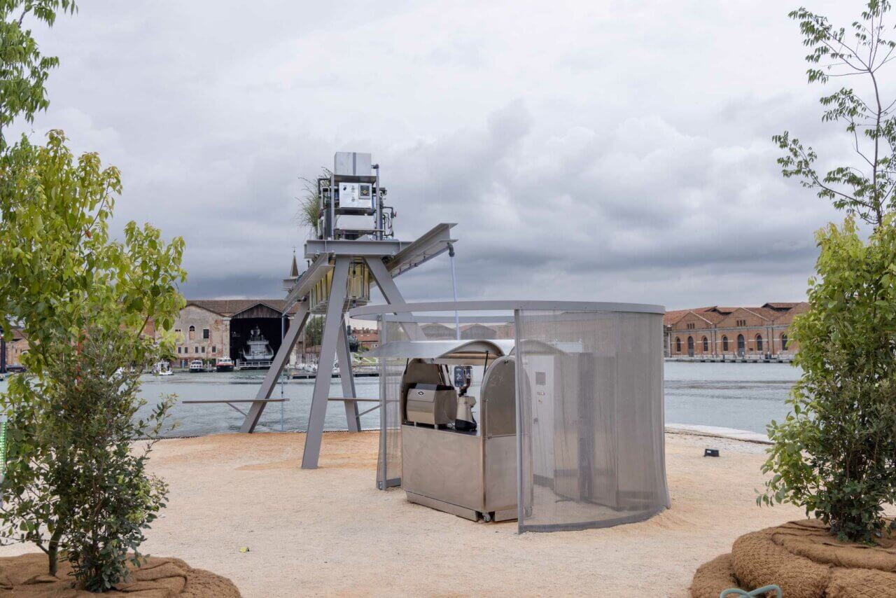 Canal Café by Diller Scofidio + Renfro Serves Venice in Every Sip at the Biennale 4 Canal Café by Diller Scofidio + Renfro Serves Venice in Every Sip at the Biennale