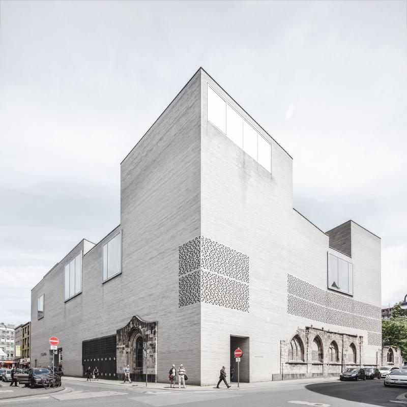 17 Must-See Landmarks in Cologne: From Gothic to Modern Architecture 5 17 Must-See Landmarks in Cologne: From Gothic to Modern Architecture