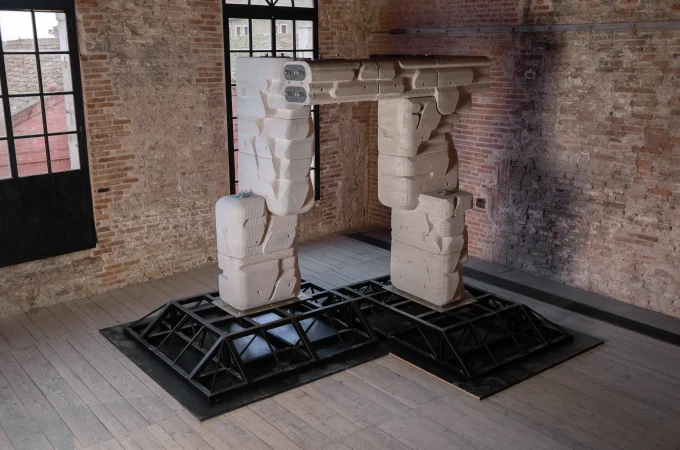 OZRUH’s Anti-Ruin Installation at Venice Biennale Embraces Entropy with Material Reuse