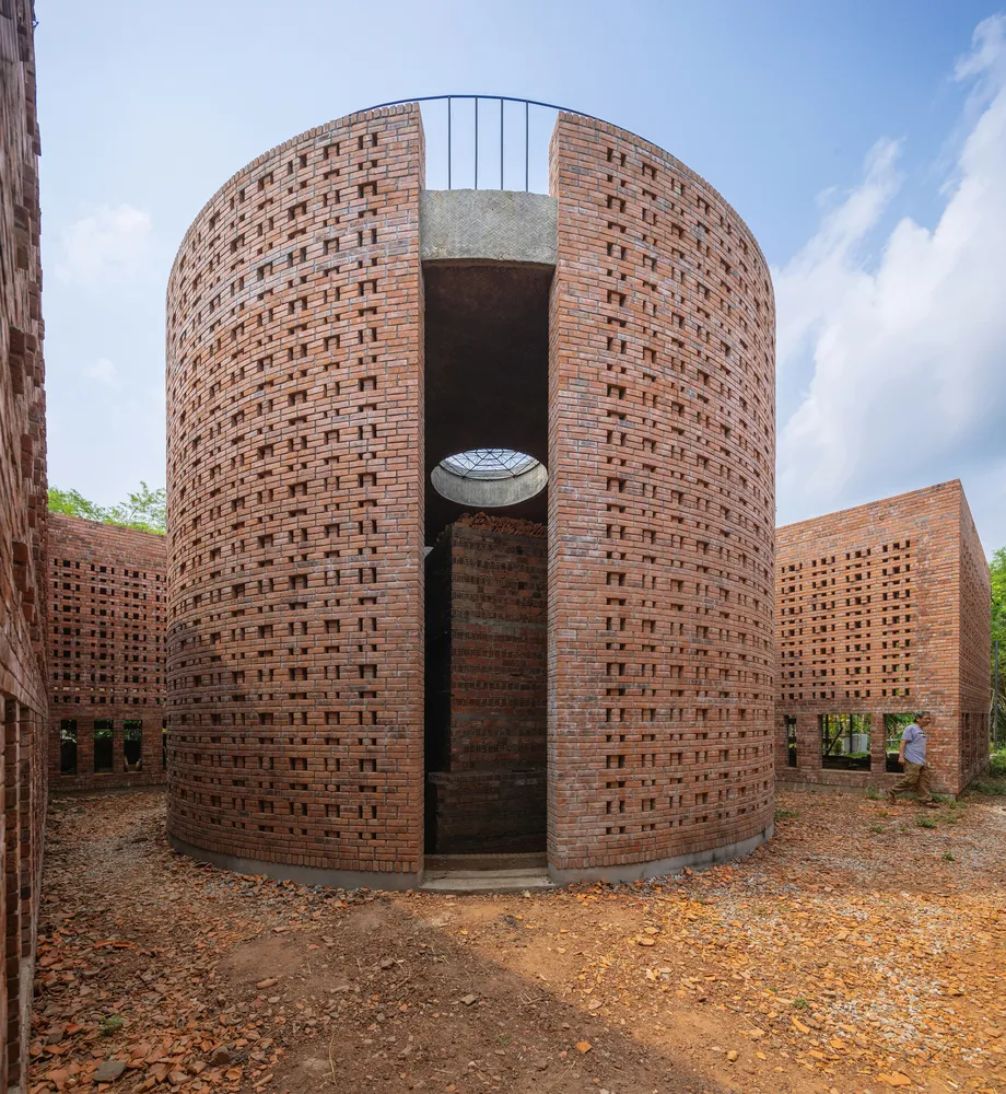 Trần Thị Ngụ Ngôn Wins 2025 DIVIA Award for Redefining Vietnamese Architecture 5 Trần Thị Ngụ Ngôn Wins 2025 DIVIA Award for Redefining Vietnamese Architecture