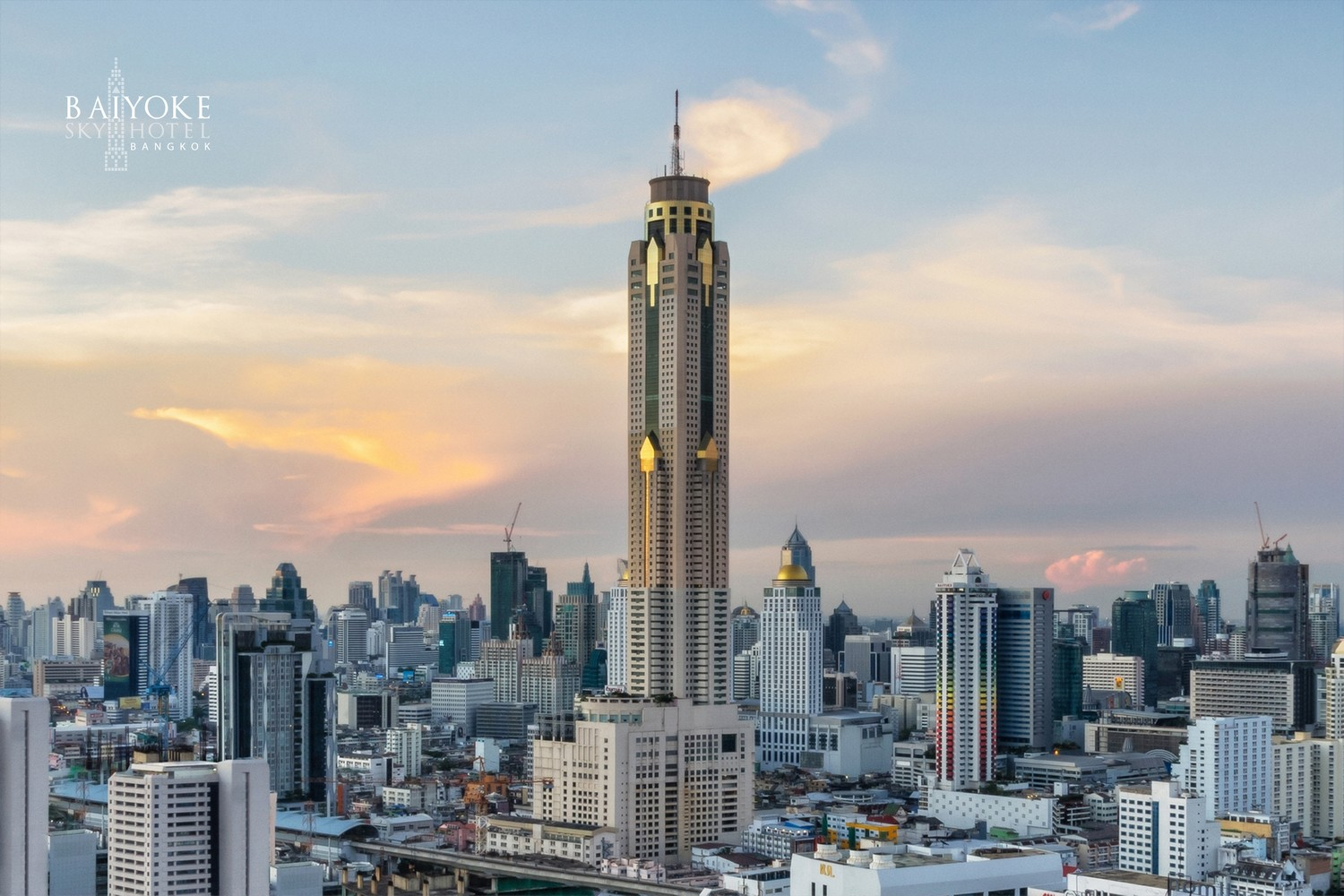 Bangkok City Guide: 10 Must-See Places for Every First-Time Visitor 9 Bangkok City Guide: 10 Must-See Places for Every First-Time Visitor