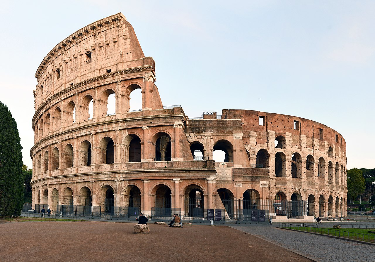 Ancient Roman Architecture: From Arches to Aqueducts 6 Ancient Roman Architecture: From Arches to Aqueducts