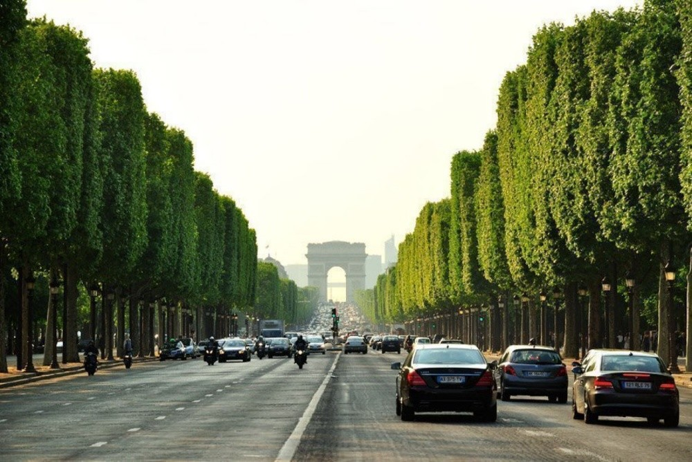How the Urbanised Paris Was Born Through Haussmann’s Vision 8 How the Urbanised Paris Was Born Through Haussmann’s Vision