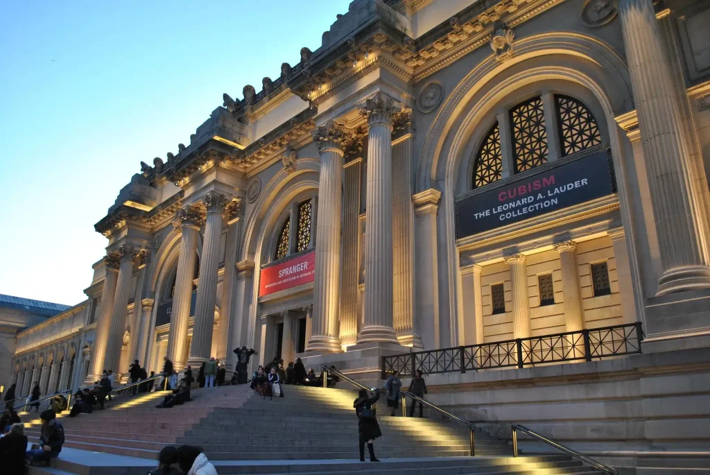 Inside the Met Gala: 10 Iconic Interior Decor Installations 3 Met Gala: 10 Iconic Interior Decor Installations