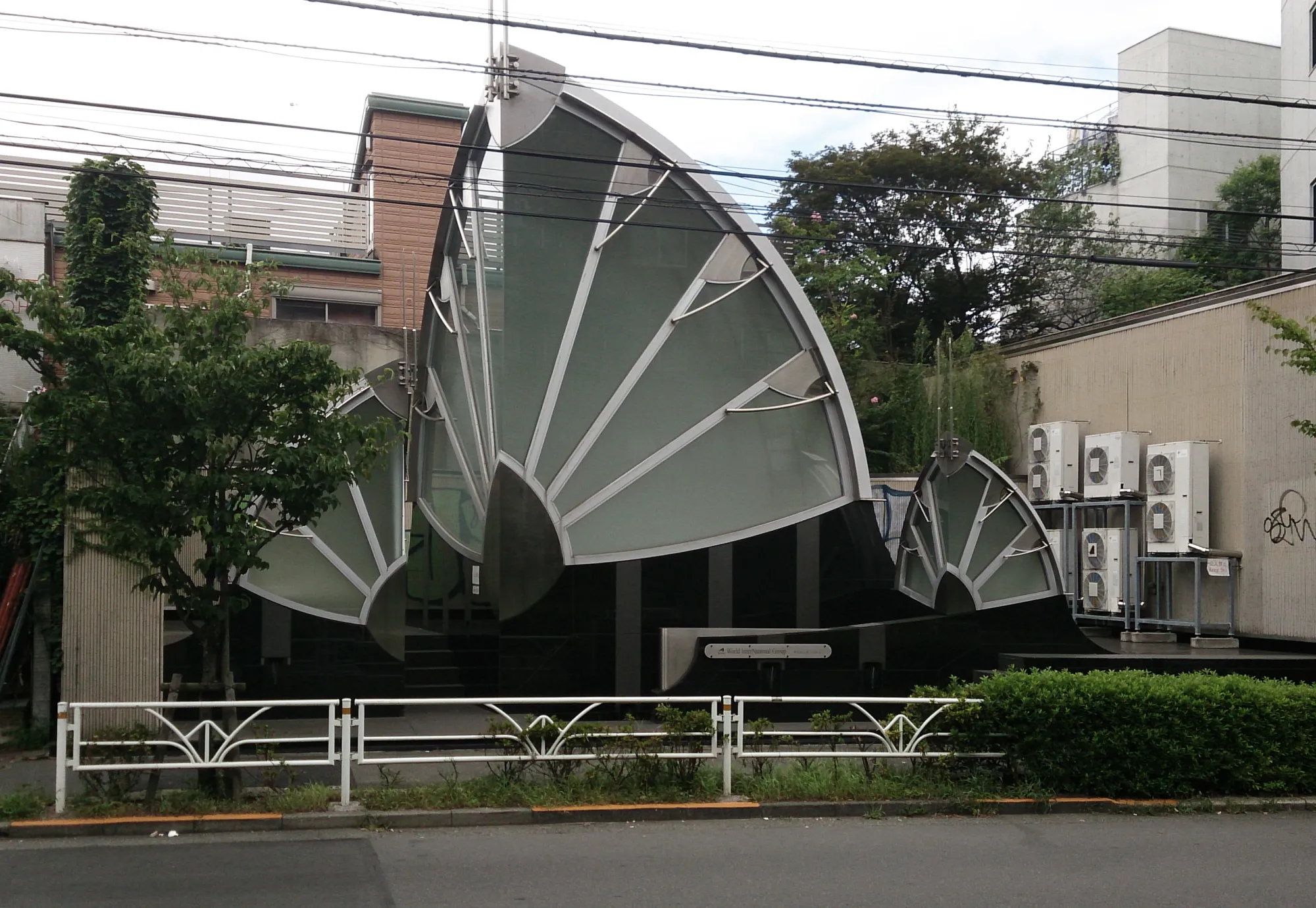Earthtecture Sub-1 by Shin Takamatsu: Underground Office