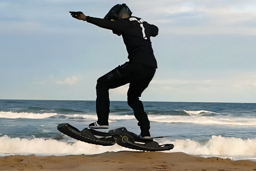 Ungoverned Vendetta Electric Powerboard Merges Skateboard, Snowboard, & Tank 5 Ungoverned Vendetta Electric Powerboard Merges Skateboard, Snowboard, & Tank