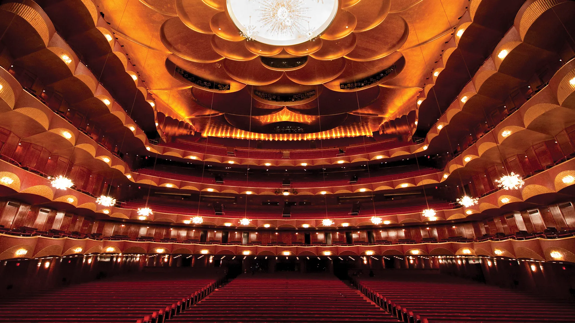 10 Biggest Theatre Buildings in The World 2 10 Biggest Theatre Buildings in The World