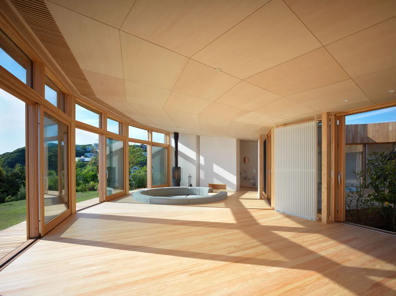 10 Biophilic Interiors That Redefine Nature-Inspired Interior Design 2 10 Biophilic Interiors That Blend Architecture with Nature