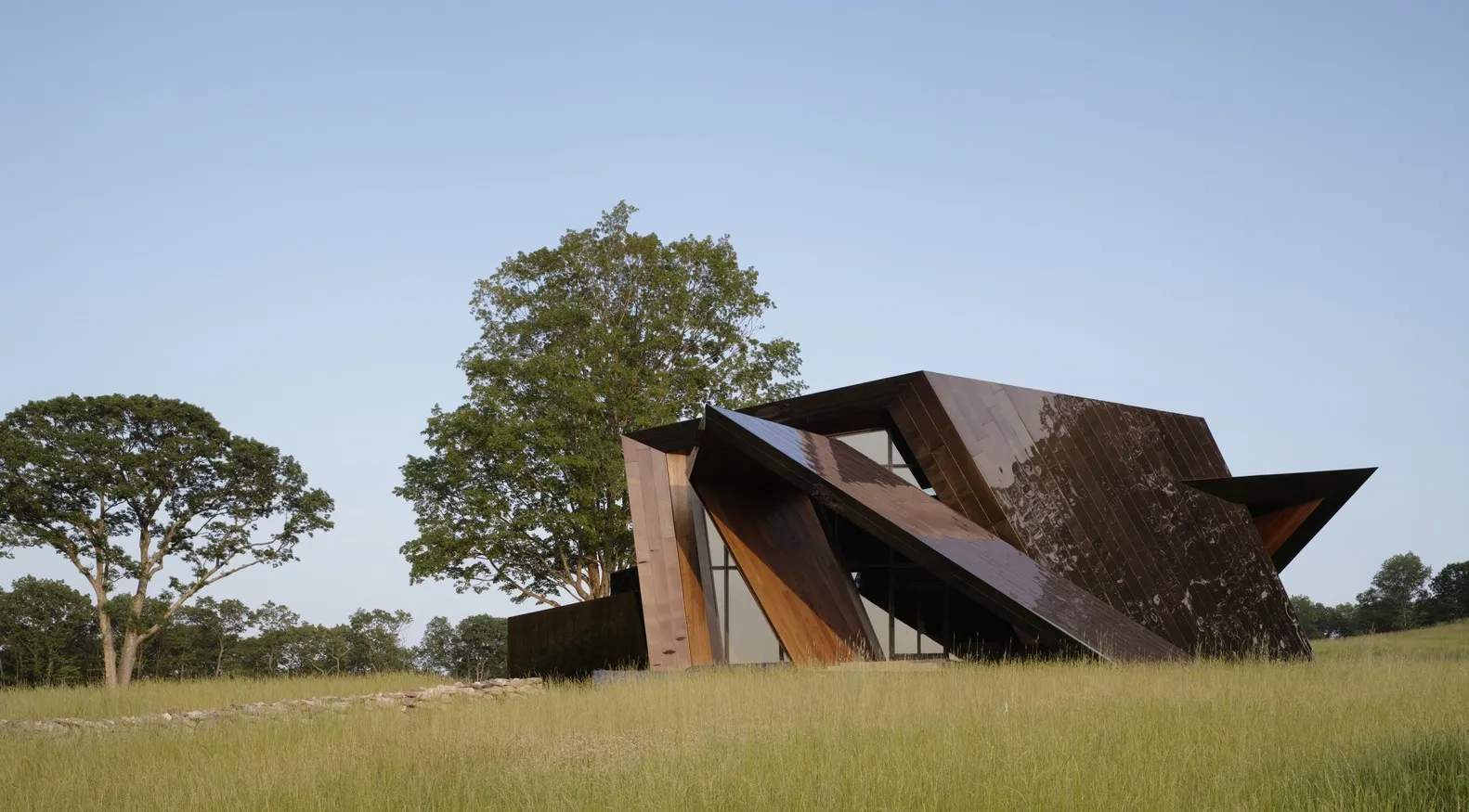 Daniel Libeskind’s Signature Angular Language 10 Daniel Libeskind’s Signature Angular Language