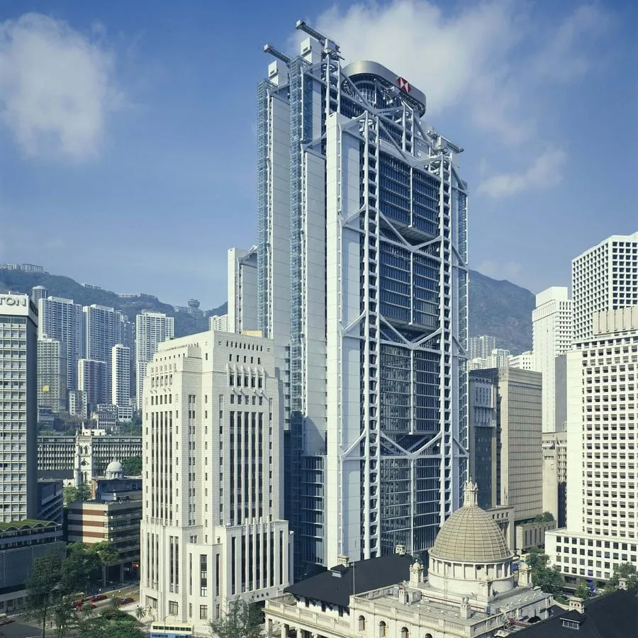 Honoring Norman Foster’s Vision: 7 Iconic Projects That Shaped Architecture 5 Honoring Norman Foster’s Vision: 7 Iconic Projects That Shaped Architecture