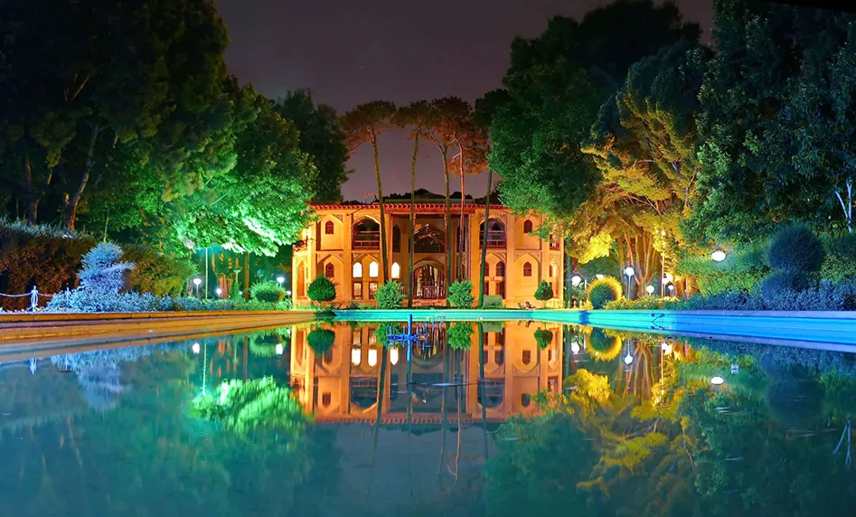 City Guide for Isfahan: 15 Must-See Masterpieces in the Heart of Iran 12 City Guide for Isfahan: 15 Must-See Masterpieces in the Heart of Iran