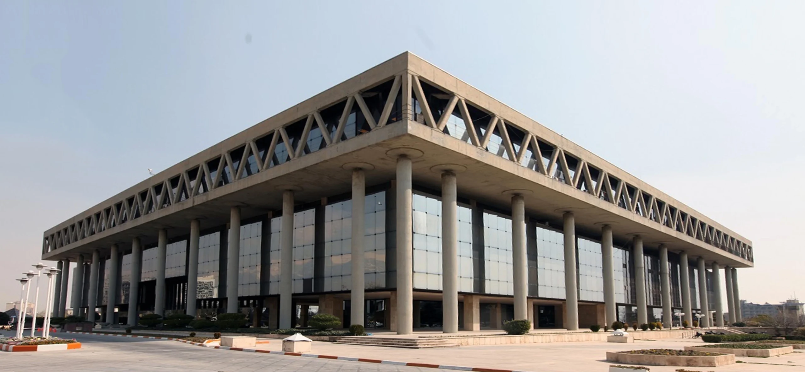 When Architecture Becomes a Target: Tehran’s IRIB Headquarters Damaged in Airstrike 2 IRIB Headquarters