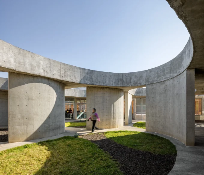 Iztapalapa PILARES: Terracotta Concrete Community Center by Fernanda Canales