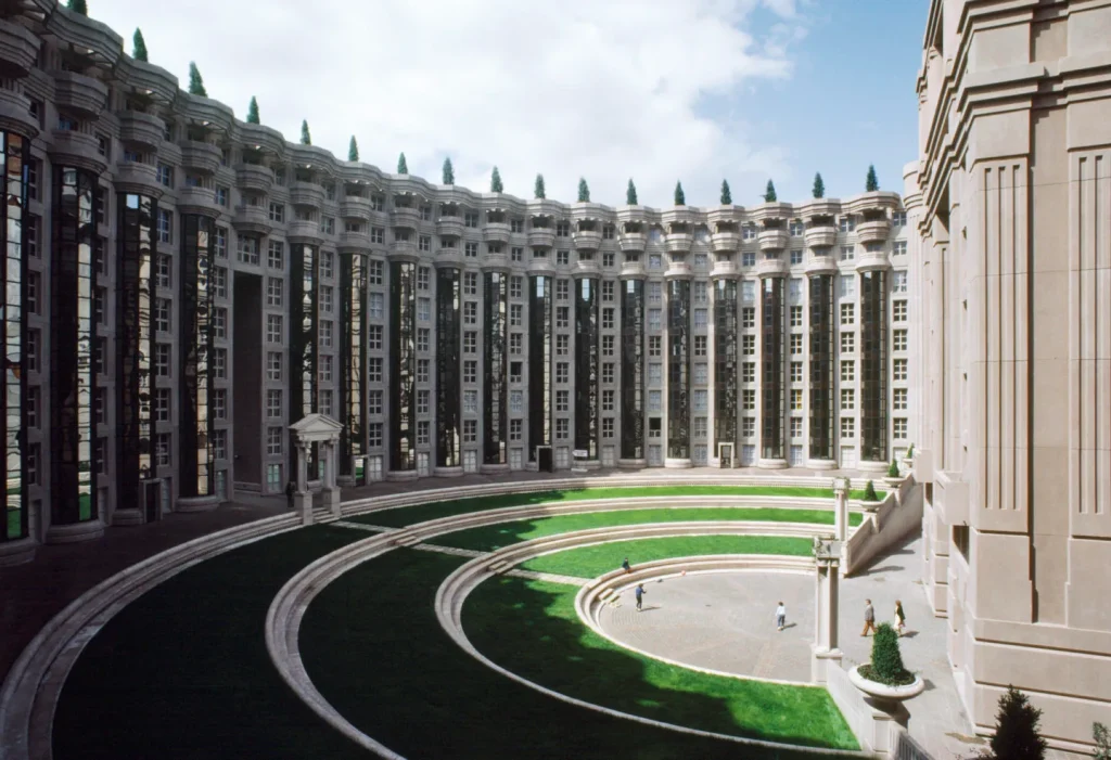 6 Timeless Projects By Ricardo Bofill 9 6 Timeless Projects By Ricardo Bofill
