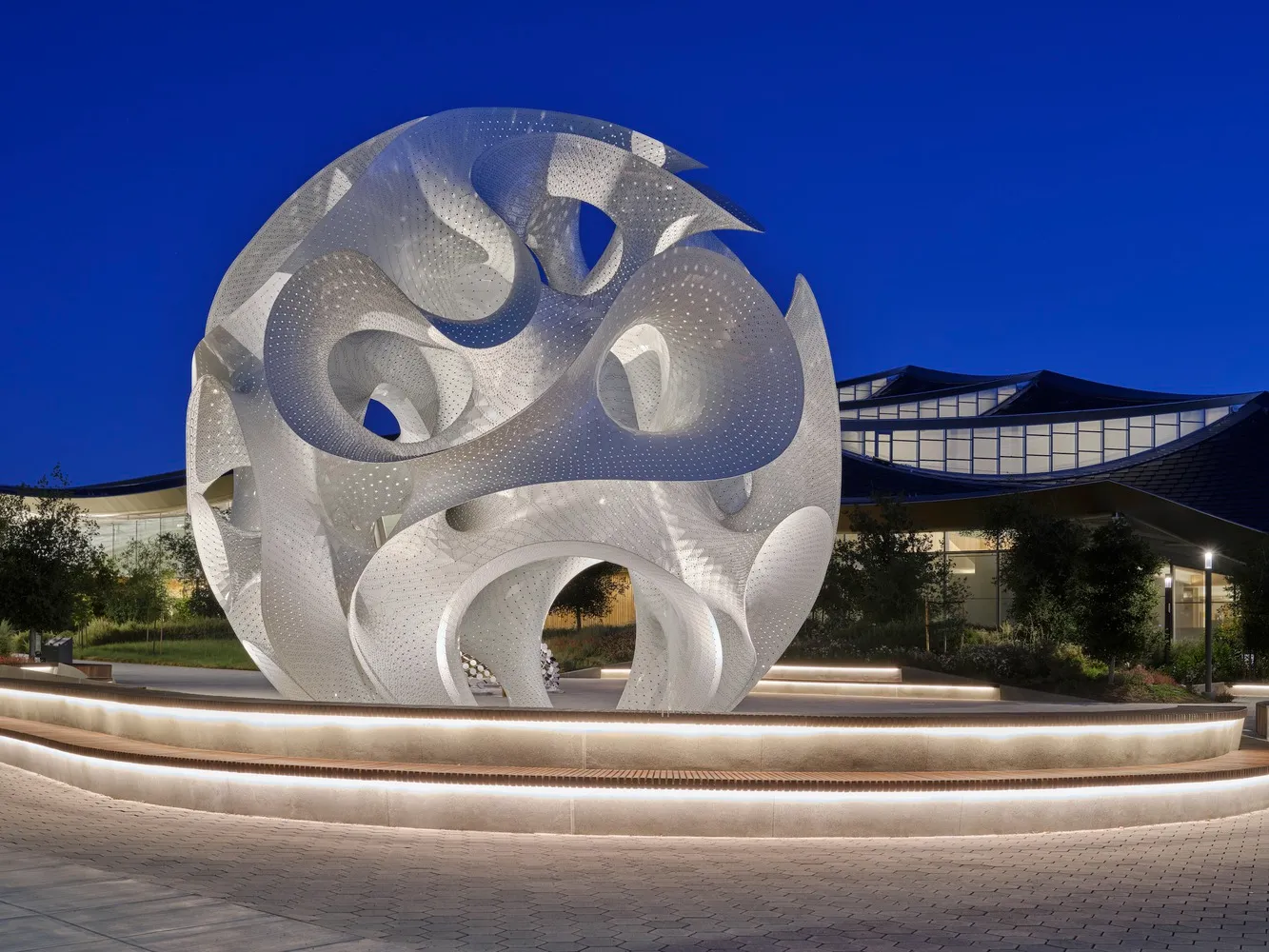 The Orb at Google’s Charleston East Campus: A Digital-Era Landmark by Marc Fornes / THEVERYMANY 2 The Orb at Google’s Charleston East Campus: A Digital-Era Landmark by Marc Fornes / THEVERYMANY