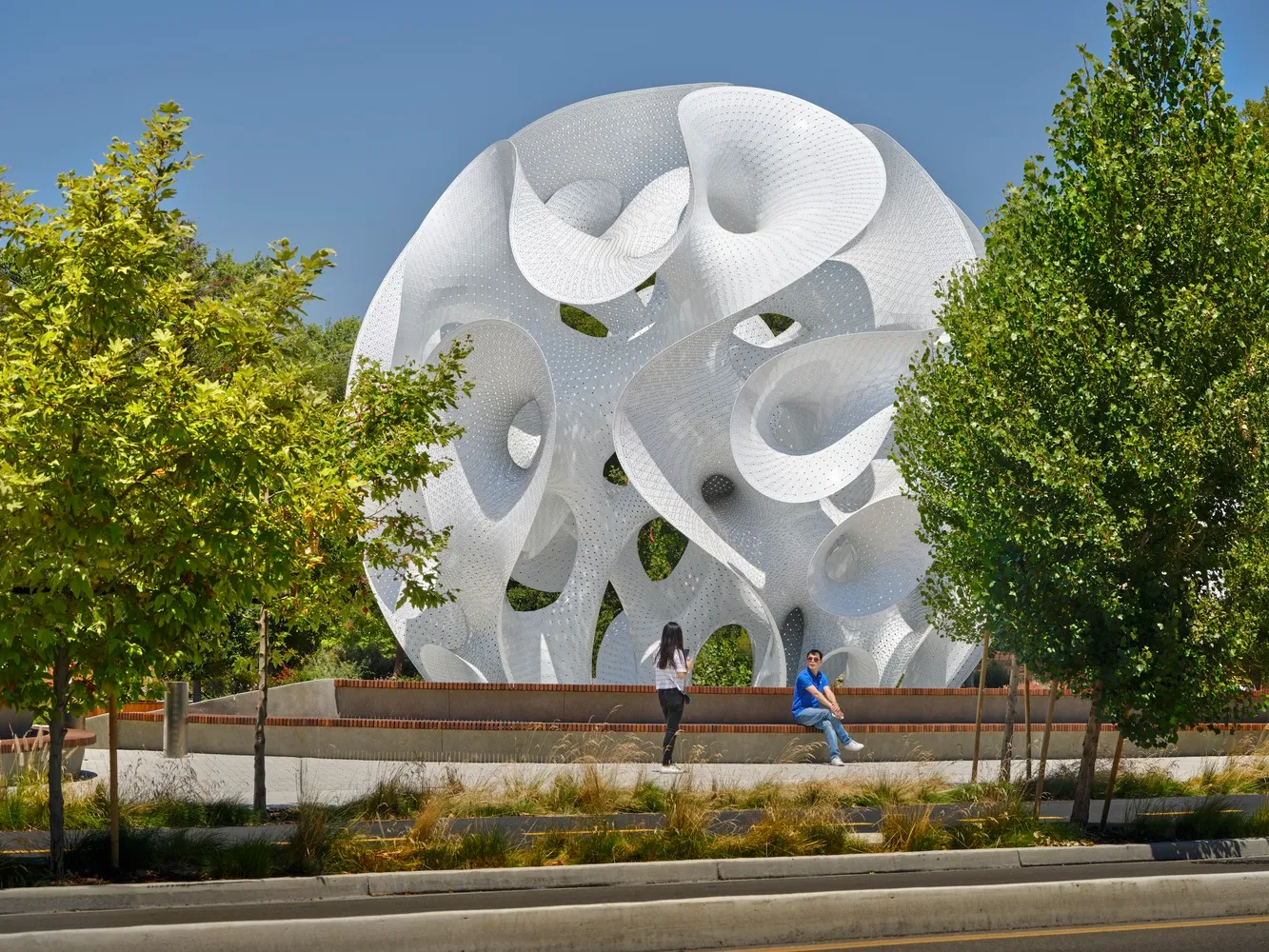 The Orb at Google’s Charleston East Campus: A Digital-Era Landmark by Marc Fornes / THEVERYMANY 3 The Orb at Google’s Charleston East Campus: A Digital-Era Landmark by Marc Fornes / THEVERYMANY