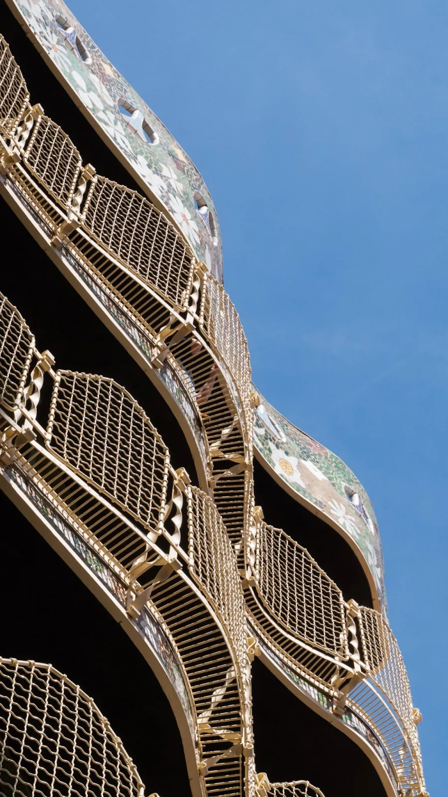 Casa Batlló in Barcelona, Restored by Xavier Villanueva, Reveals Gaudí’s Original Vision 4 Casa Batlló in Barcelona, Restored by Xavier Villanueva, Reveals Gaudí’s Original Vision