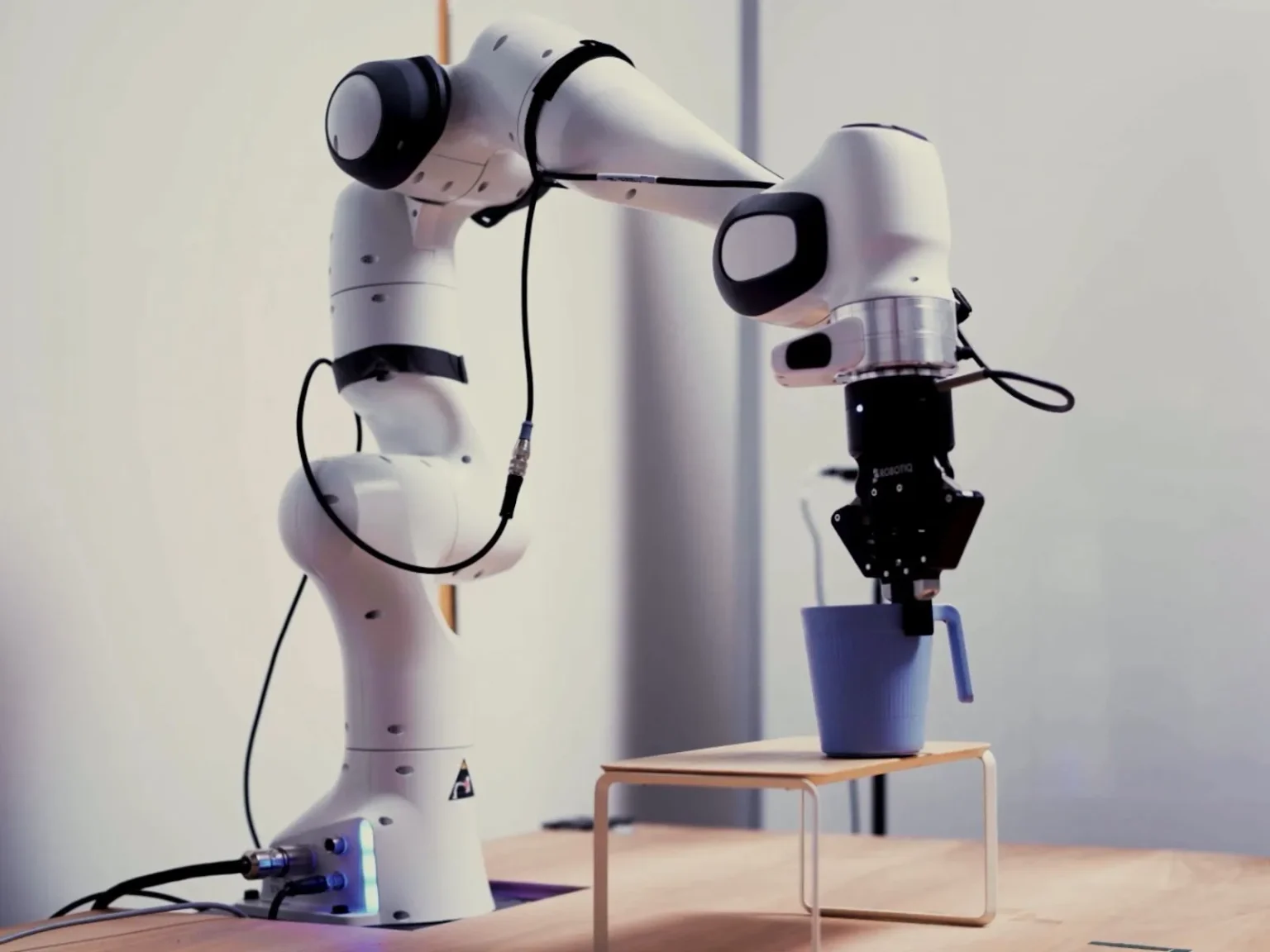 Meta Launches V-JEPA 2: AI Model Trains Robots to Navigate Unfamiliar Environments