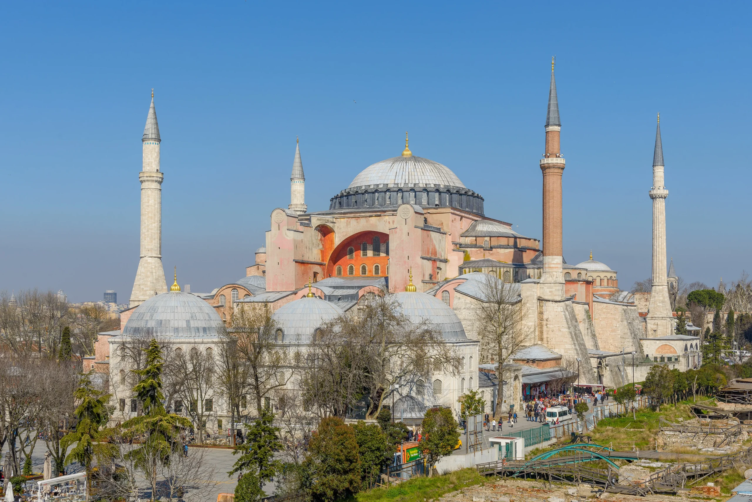 The Evolution of Pre-Modern Architecture: From Ancient Egypt to Neoclassicism 5 The Evolution of Pre-Modern Architecture: From Ancient Egypt to Neoclassicism