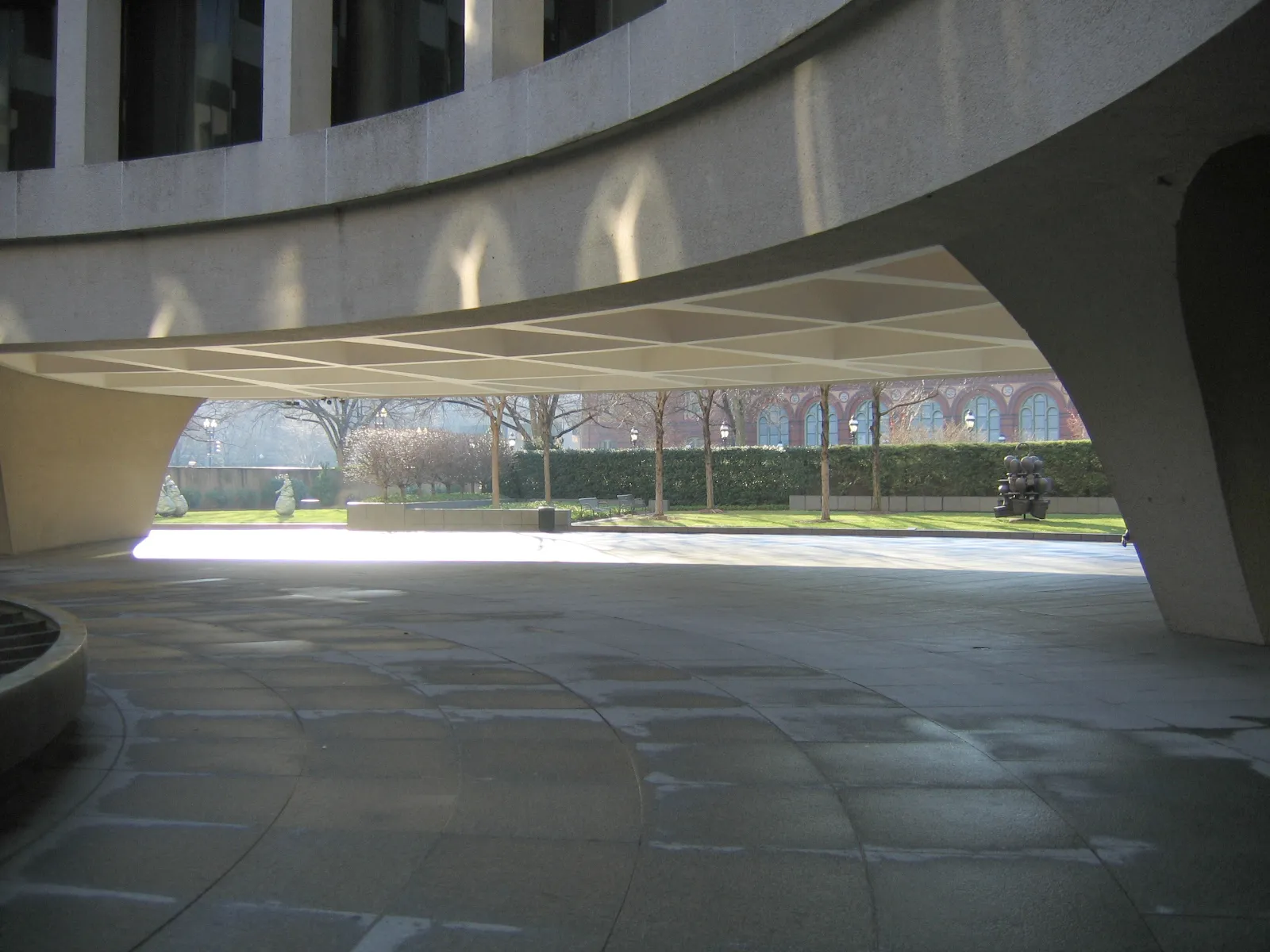 Hirshhorn Museum and Sculpture Garden by Gordon Bunshaft 6 Hirshhorn Museum and Sculpture Garden by Gordon Bunshaft