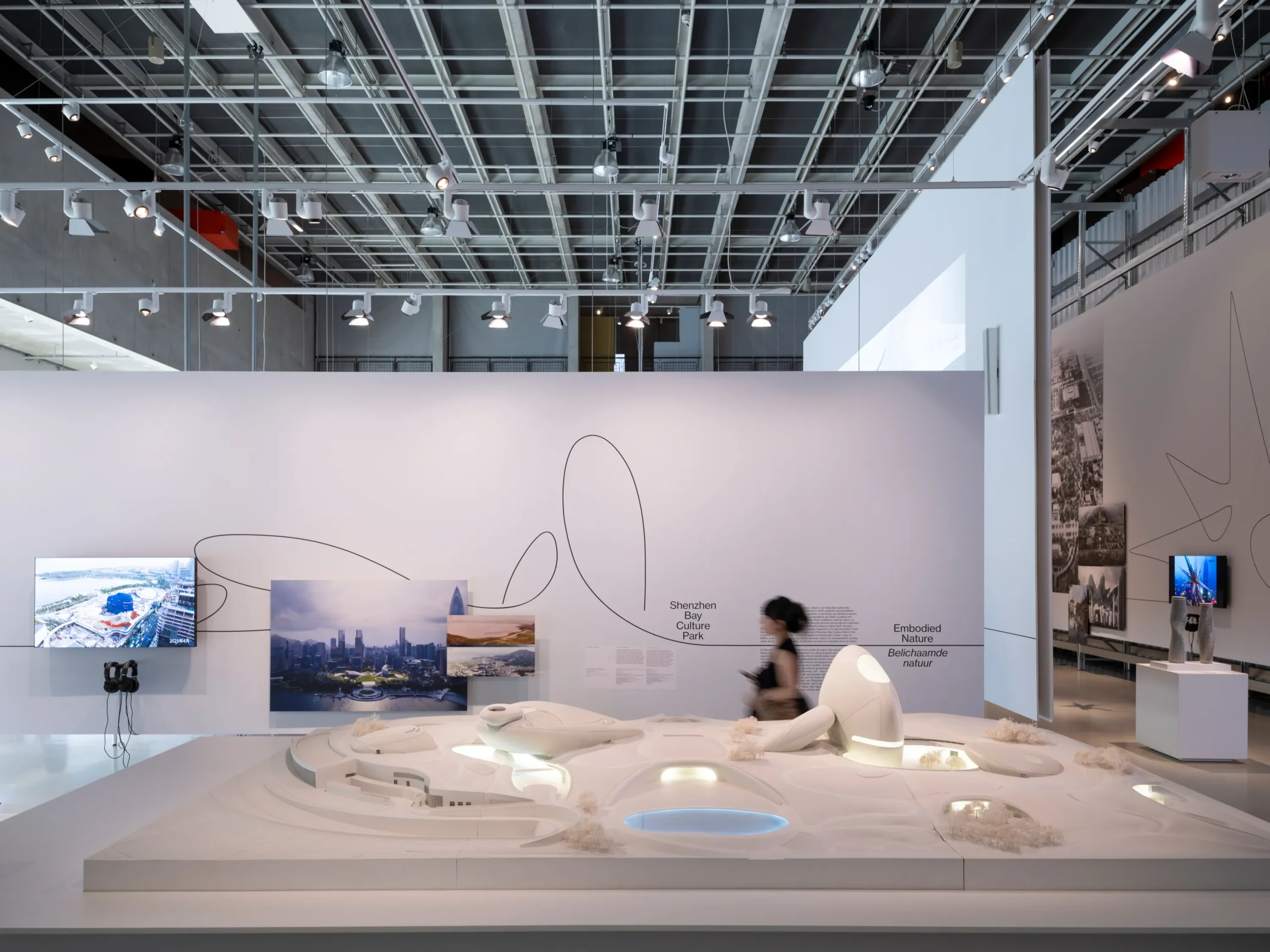 MAD Architects' Ma Yansong Debuts First Solo Exhibition “Architecture and Emotion” 7 MAD Architects' Ma Yansong Debuts First Solo Exhibition “Architecture and Emotion”