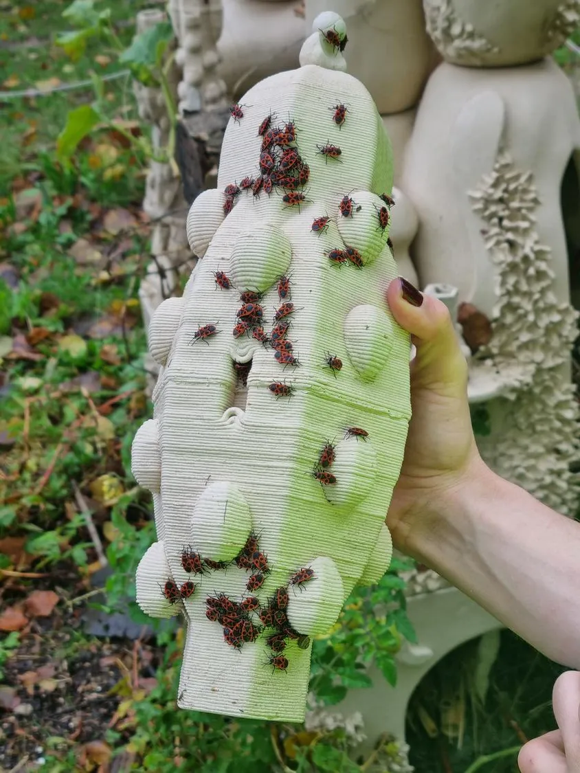3D-Printed Bug Hotel Crafted from Clay 4 3D-Printed Bug Hotel Crafted from Clay