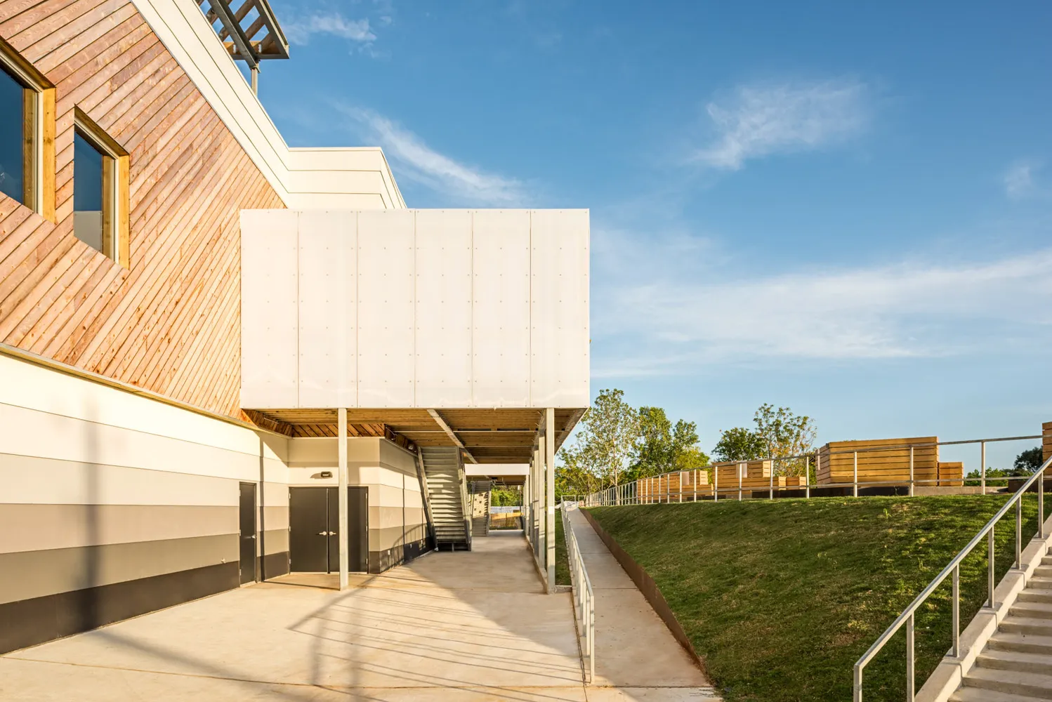 White Oak Music Hall by SCHAUM/SHIEH 4 White Oak Music Hall by SCHAUM/SHIEH