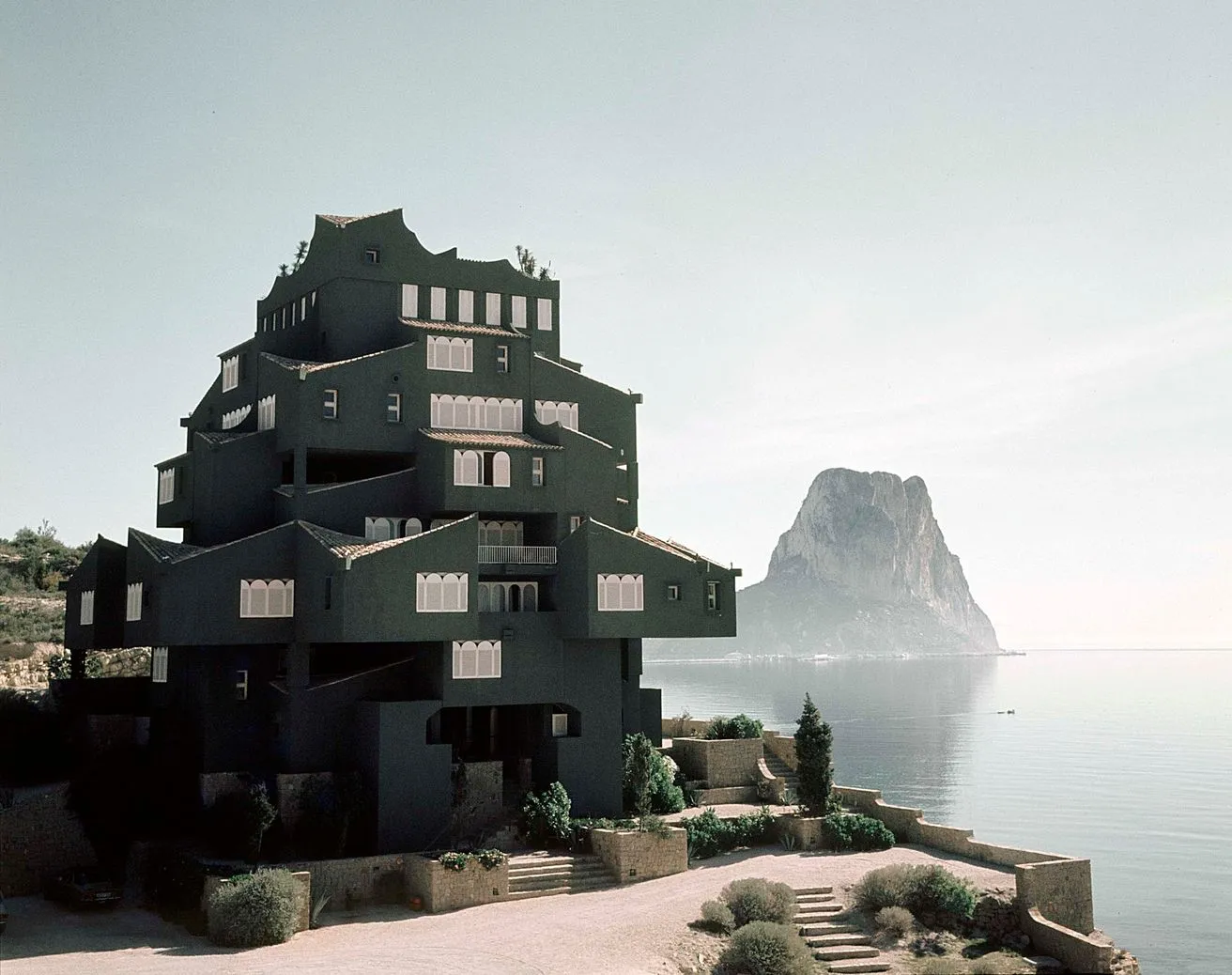 6 Timeless Projects By Ricardo Bofill 7 6 Timeless Projects By Ricardo Bofill