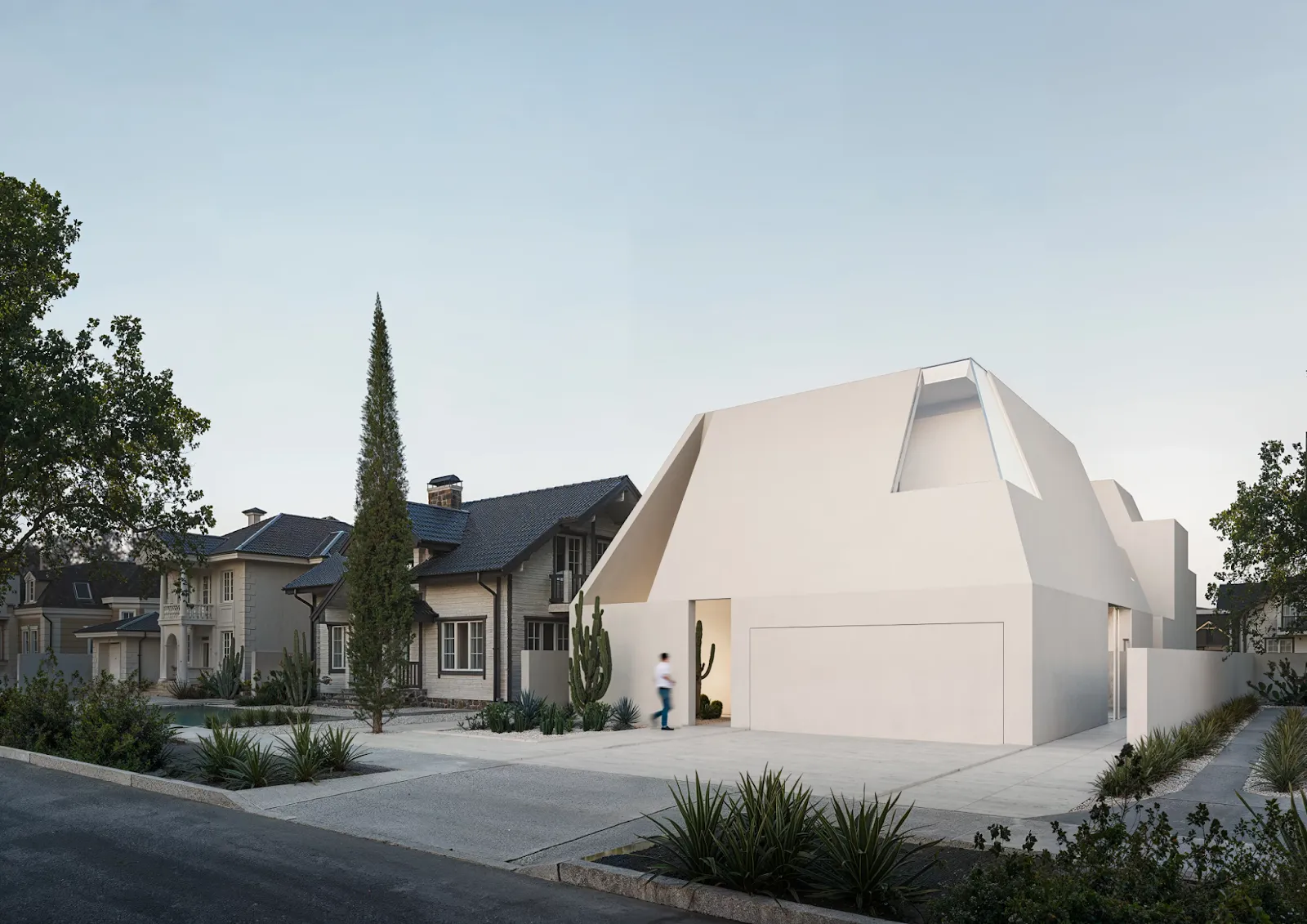 Emre Arolat Architecture Designs a New Home Concept for a Fire-Affected LA Landscape